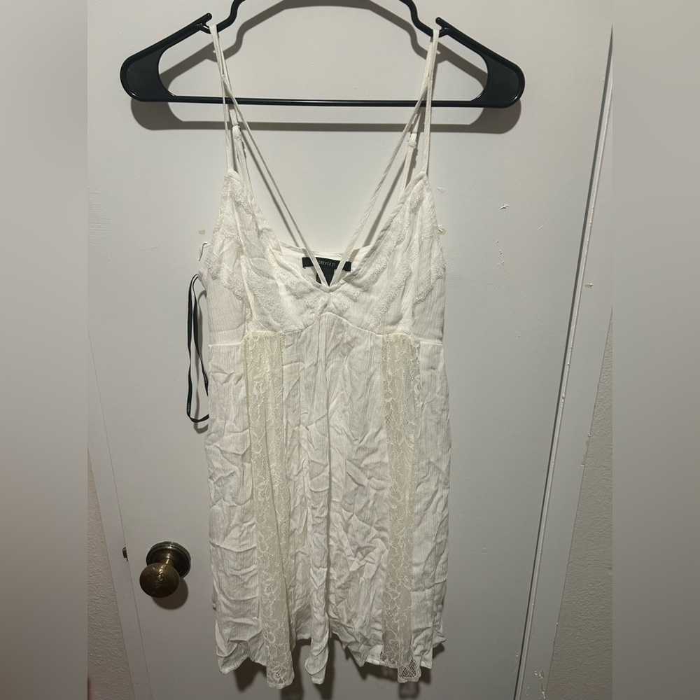 White lace dress